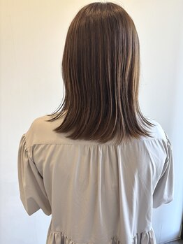 Uniの写真/ダメージレスな縮毛矯正で、お手入れ簡単ツヤ髪に！ストレス緩和で心も満たされるサロン♪