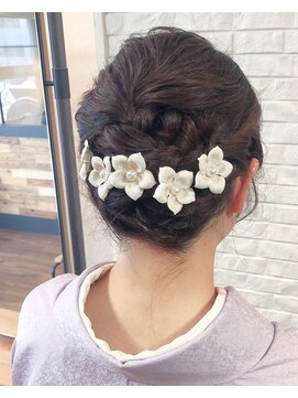 ザブックハンドサロン(The book hand salon) 袴ヘアセット