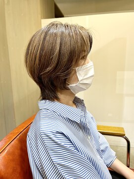 ソラーナバイマニスオブヘアー(SOLANA by Manis of hair) 育てるハイライト大人ウルフショート