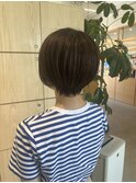 20代30代大人可愛い小顔ショートボブ前下がりショートハイライト