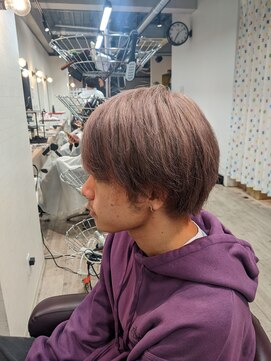 コワファーストナガサキシャンプーボーイ(COIFF1RST NAGASAKI SHAMPOO BOY) 1ブリーチ×ミルクティーベージュ