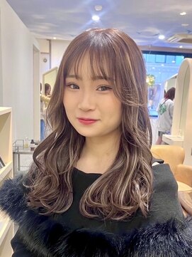 ギグス 栄店(gigs) 2色使いでオシャレの最先端カラー