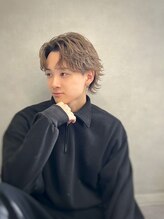 ウルモードバイササ(URU mode by SASA)&nbsp;センターパートウルフ