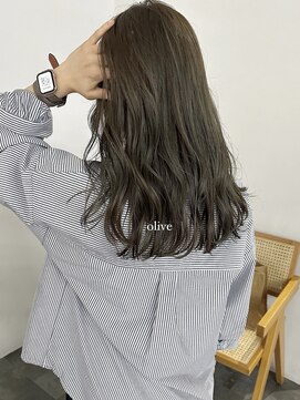 ディッシィ 立川(D'ICI) オリーブカラー