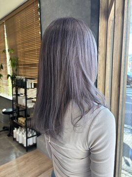 エレノア 越谷(Eleanor) 白髪活かし/透明感パープル/ブリーチなし/白髪率80%【RIE】