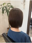 大人ボブレイヤーカットアッシュカラーダブルカラーおしゃれ女子