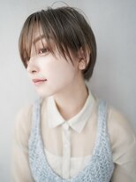 ギークス(GEEKS)&nbsp;【GEEKS渋谷】ショートレイヤー/オリーブベージュ/秋冬ヘア/小顔