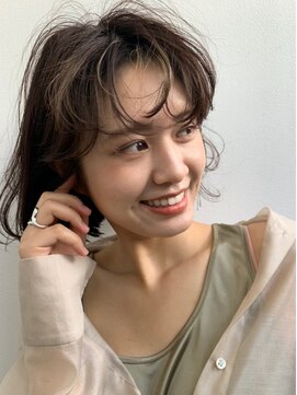 ローウェ 沖縄新都心(Louwe) 大人かわいい小顔エアリーロングボブ[おもろまち駅/沖縄新都心]