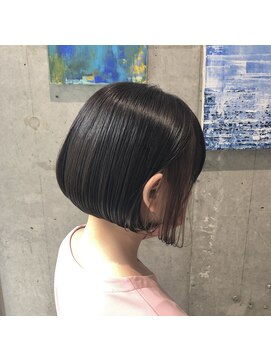 リュネッツ(lunettes) 【お手入れ簡単かわいい!】ミニボブ×インナーカラースタイル