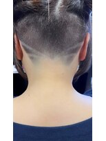 アクティフ(actif) actif刈り上げ女子