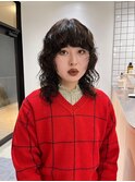 ミディアムレイヤーパーマ　外国人風パーマくるくるパーマ