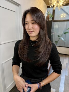 ステア メゾン(stir maison) モカブラウンカラー/ロングレイヤースタイル