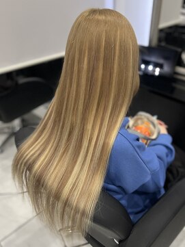 ヘアーデザイン ジェルム(Hair Design germe) ギャルハイライト / YUDU