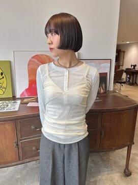 ヘアーアイストゥーレ(HAIR ICI TRE) 前上がりボブマッシュバングミニボブショートボブマロンブラウン