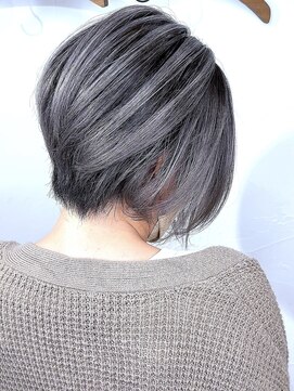 ブレイズヘアー(BLAZEhair) 【ショート×ハイトーン】脱白髪染バレイヤージュ×ブリーチ２回