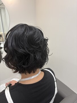 ラディア(Radia) カーリーボブ