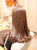 ワンアンドオンリー(One And Only)&nbsp;艶髪ストレートロングヘア透け感ブラウン髪質改善20代30代40代