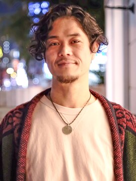 ビュートリアム 福岡(BEAUTRIUM) 自然乾燥で決まるクセ毛風ハンサムショート