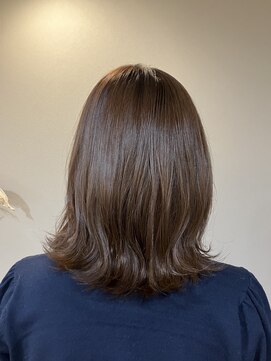 ほんのりラベンダーブラウン♪くびれミディアム