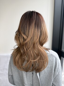 エニー 栄(Any) くびれカット