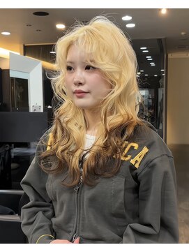 ビグディーサロン(BIGOUDI SALON) カーリーレイヤースタイル