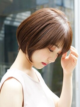 エリマ 調布(elima) ショートヘア顔周りレイヤーブリーチダブルカラーショートボブ