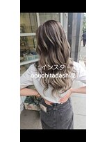 シェリー(cherie)&nbsp;コントラストバレイヤージュ×シルバーベージュ