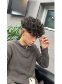 スパイキーショート　フェード　スペインカール　ルーズパーマ