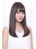 しなやかストレートヘア