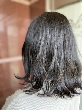 レリーフ(Relief) ミディアム