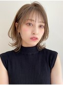 小顔カット・外ハネボブ・くびれヘア・ペールベージュ