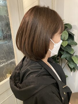 アミュレ(Amule) 白髪ぼかし似合わせカラーショートボブ40代50代梅ヶ丘美容室