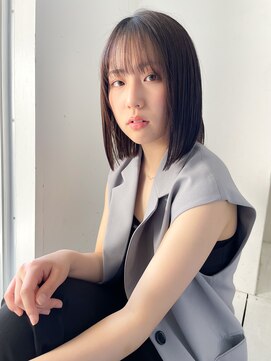 トゥルーズ(TLUUS) TLUUS似合わせカット外ハネボブペールベージュ