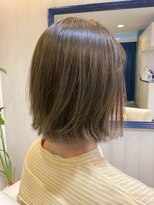 チェルマ(Cieluma)&nbsp;切りっぱなしボブ・濃いインナーカラー