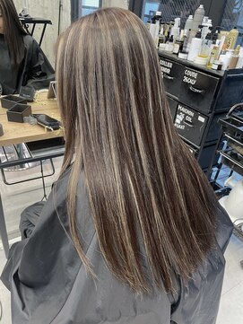 ルーフアクト(LUFE act) コントラストハイライトカラー