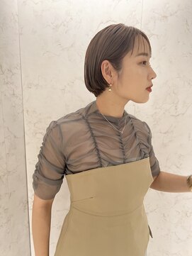 アンドリルム 梅田(&Lillme) 小顔見せグラデーションボブ