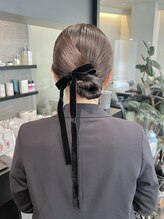 結婚式ヘア＊タイトまとめ/ベロアリボン