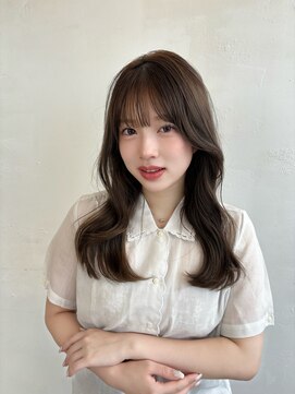 シエルバイアフロート(ciel by afloat) >>自然に流れる顔周りカット