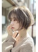 ショートボブ