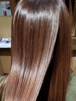 ヘア デザイン アウルム(hair design aurum)の写真/【壬生/栃木】”傷ませない”シルキーカラー取扱い◇繰り返す度にパサつきや膨らむクセもまとまる髪へ―。