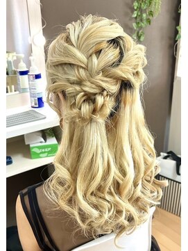 ジェキータ 京都駅前店(GEKITA) アレンジハーフアップ【京都/ヘアセット】