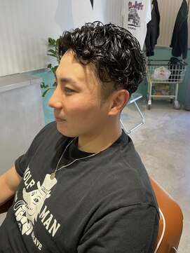 エルエフェ(EL JEFE) スパイラルパーマ/ツーブロック［東中野］［バーバー］