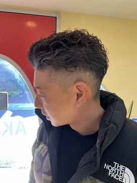 アカラ(AKALA) メンズカット＋パーマ