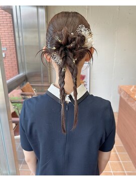 ハウディー(HOWDY) お呼ばれヘア