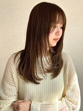 扱いやすいショートボブやレイヤーカットが人気の美容院tonariが得意なトレンド×垢抜けヘアをご紹介♪