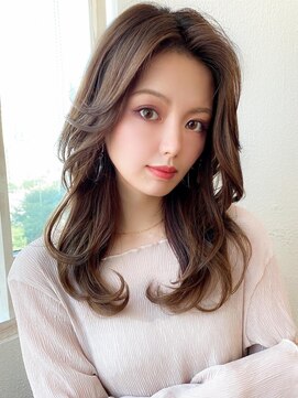 ラルユー 金山(LallYou) 茶髪でも出せるこなれ感!フェイスレイヤー×セミロング