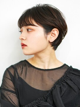 インセプション 銀座(INCEPTION) 前下がりショート・ボブ/絶壁解消/前髪あり/40代/30代/外ハネ