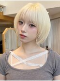 レイヤーボブシャギーショート顔周りカットミルクティーベージュ