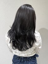 マイル 渋谷(mile)&nbsp;ブルーブラック/グレージュ/レイヤーカット/ブリーチなし/渋谷駅