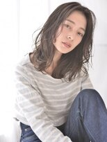 ケーツー心斎橋 クイーンズガーデン バイ ケーツー(K two QUEEN'S GARDEN by K two)&nbsp;センターパート鎖骨ミディアム/心斎橋&なんば